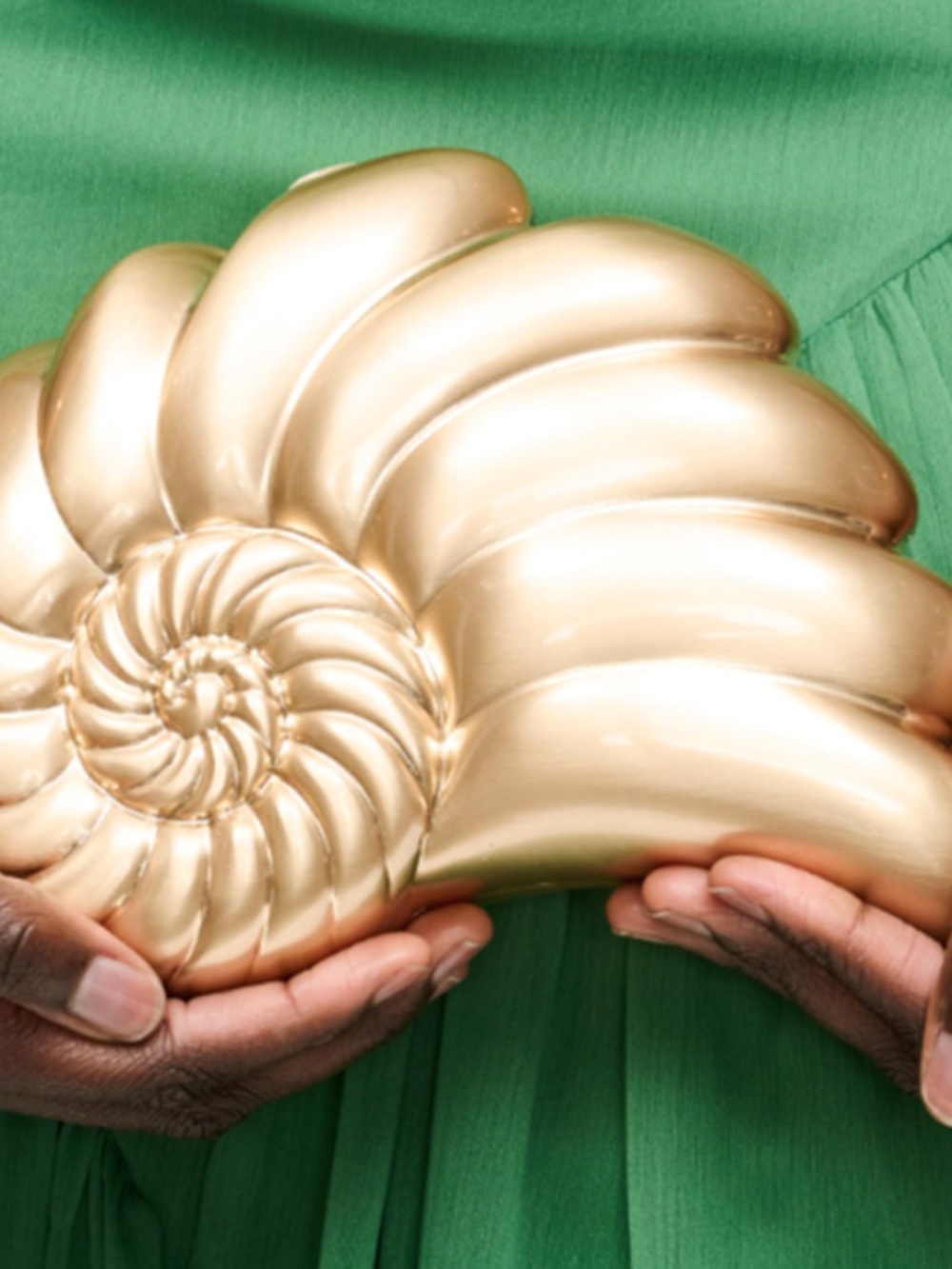 La Isla Gold Shell Clutch